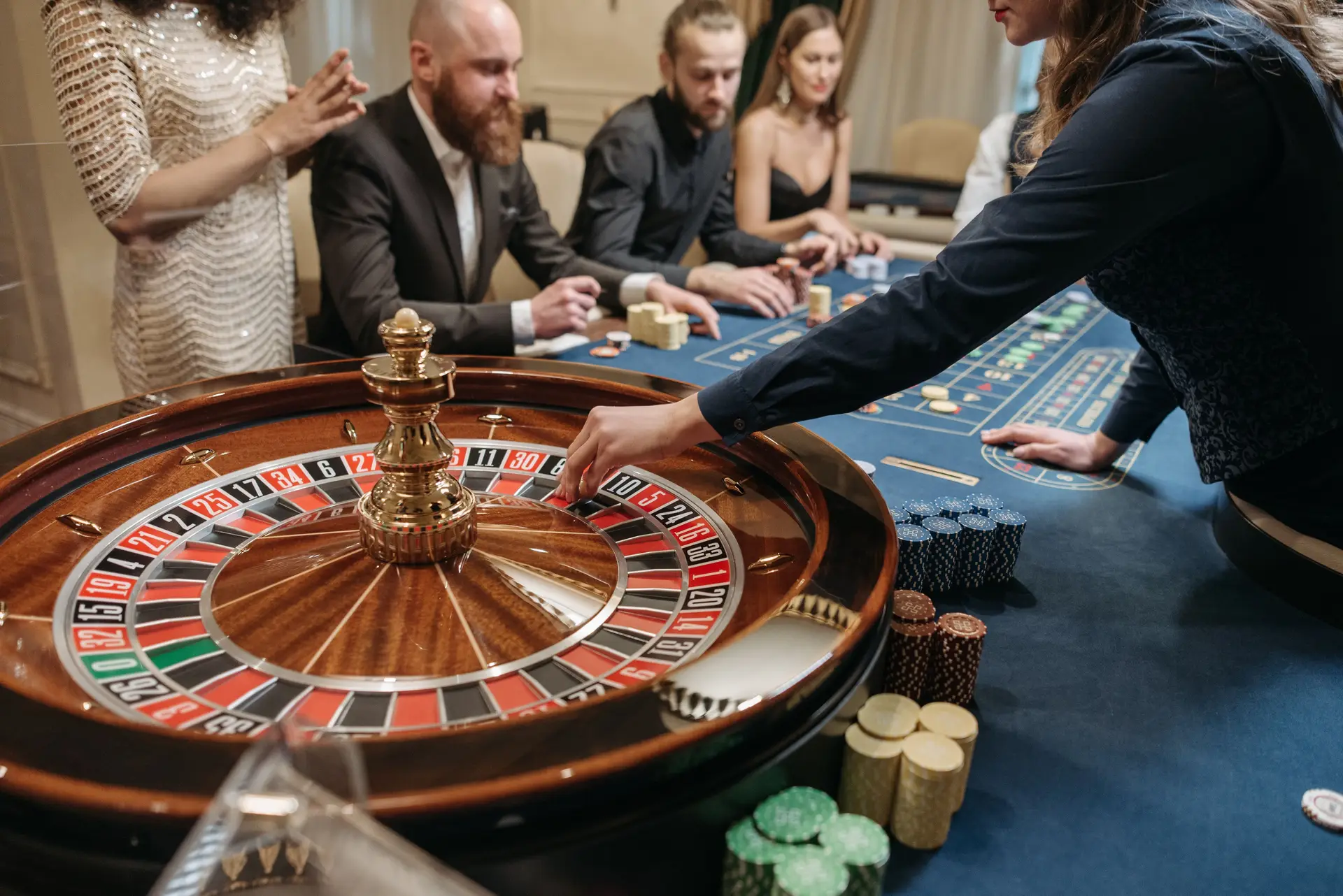 A CairnroyalResort elegáns kaszinótere – 14